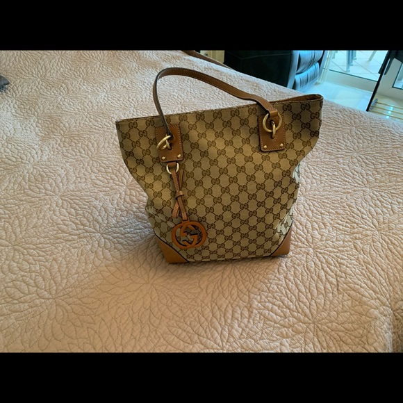 Gucci shoulder tote - Picture 1 of 8